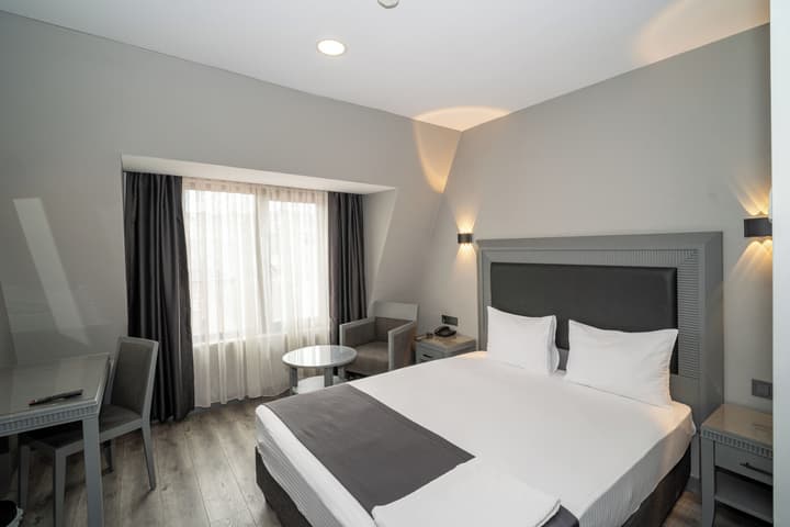 Grand S Hotel