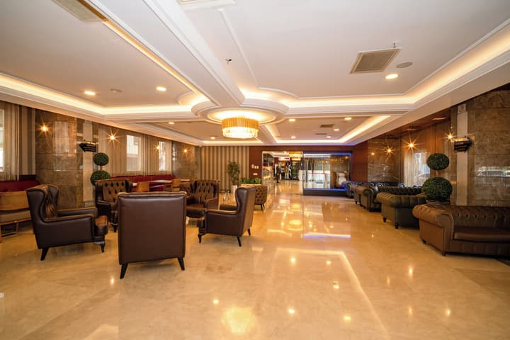 Grand S Hotel
