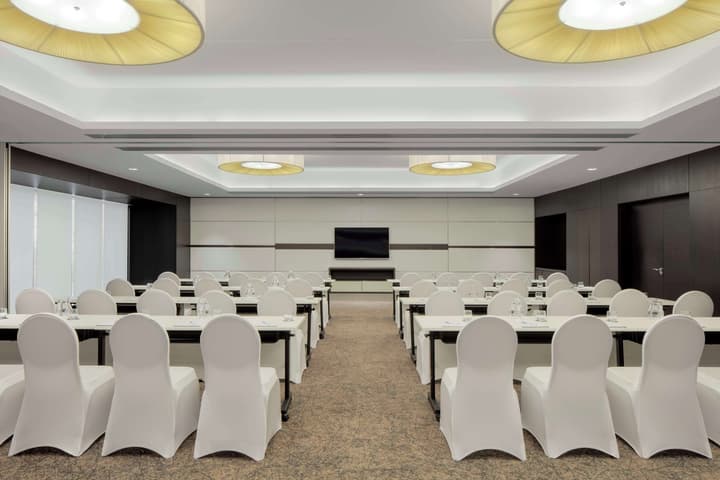 Hyatt Place Dubai Al Rigga