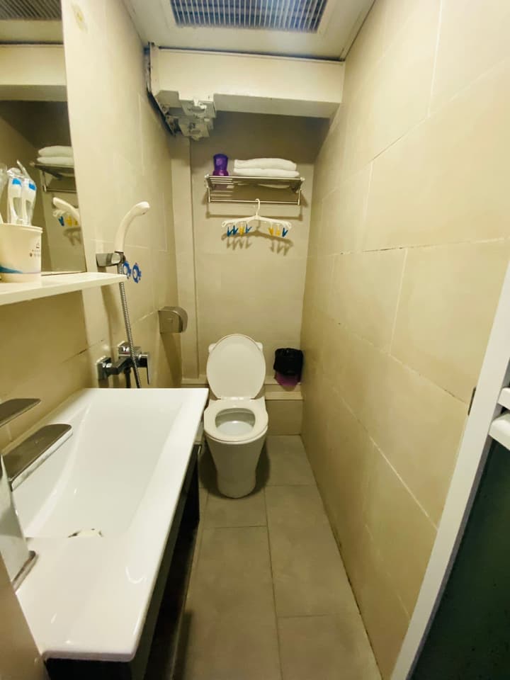 ALOHAS Hostel