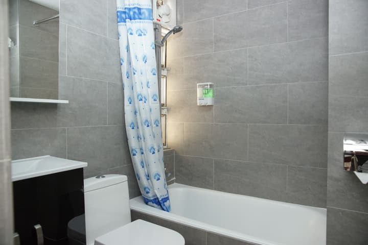 ALOHAS Hostel