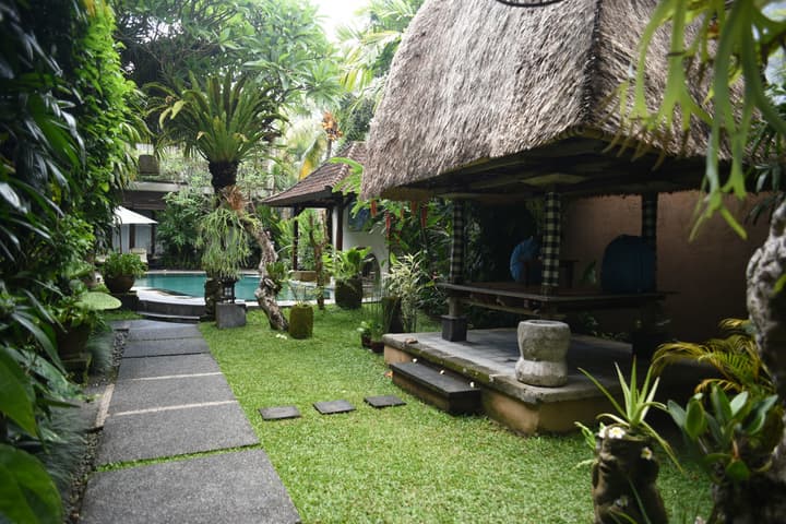 Lumbung Sari Cottages & Spa