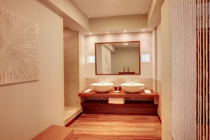 Solana Beach - Adults Only