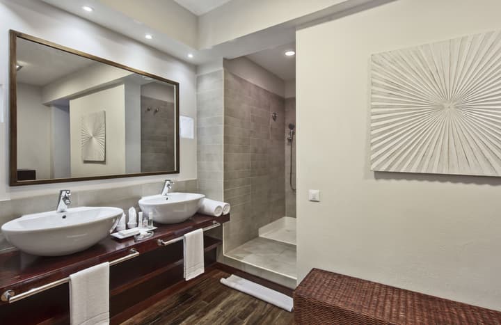 Solana Beach - Adults Only