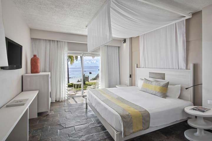 Solana Beach - Adults Only