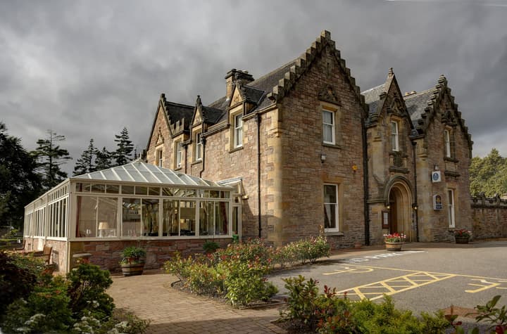 Lochardil House Hotel
