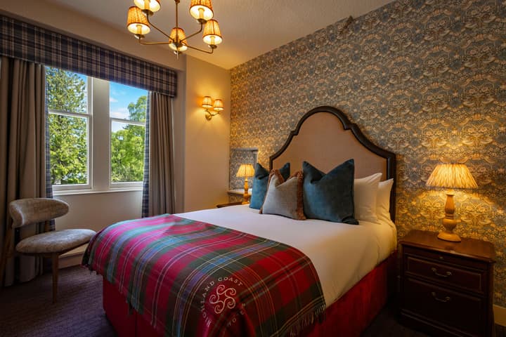 Lochardil House Hotel