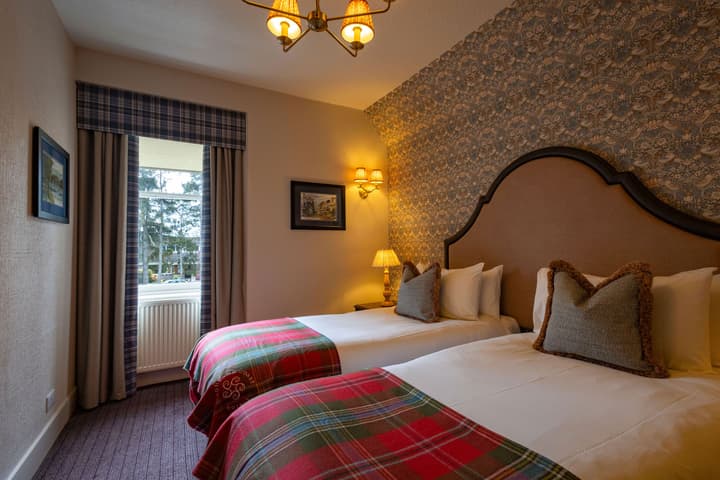 Lochardil House Hotel