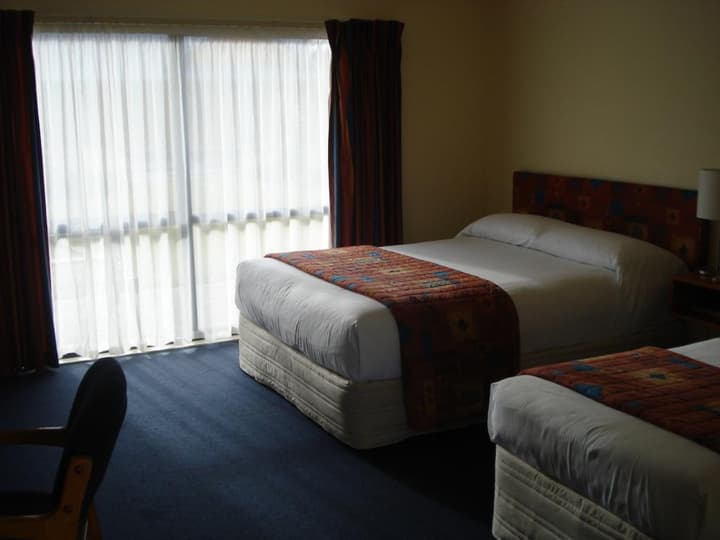 The Peaks Motor Inn