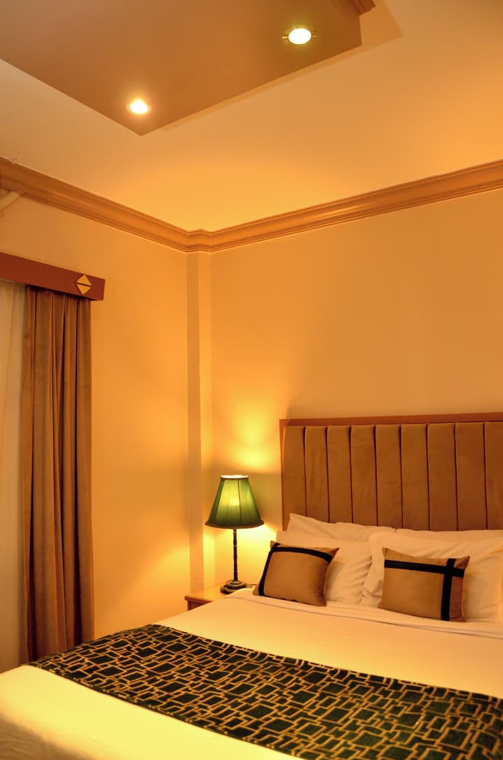 Dive Inn Resort