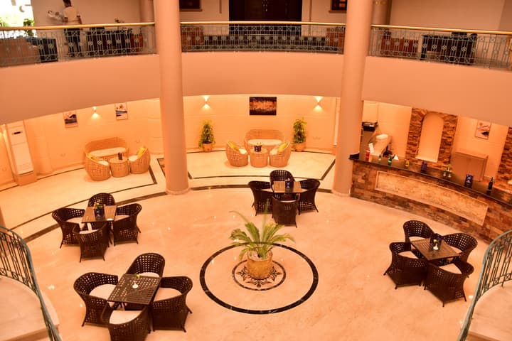 Dive Inn Resort