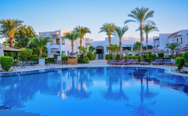 Dive Inn Resort