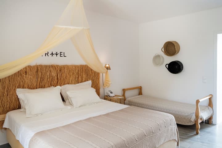 Parosland Hotel