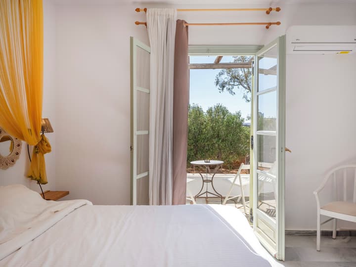 Parosland Hotel