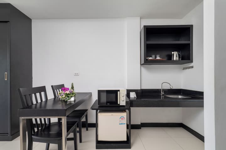 Laelay Suites