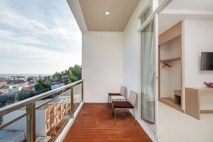 Laelay Suites