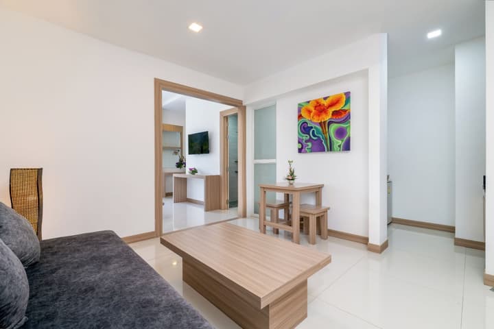 Laelay Suites