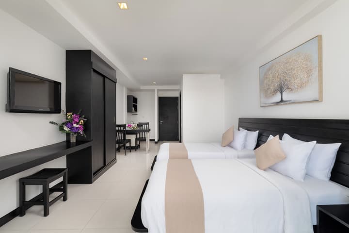 Laelay Suites