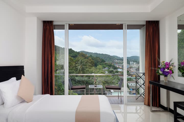 Laelay Suites
