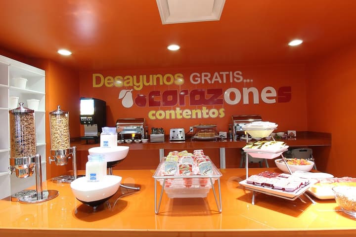 One La Paz Hotel