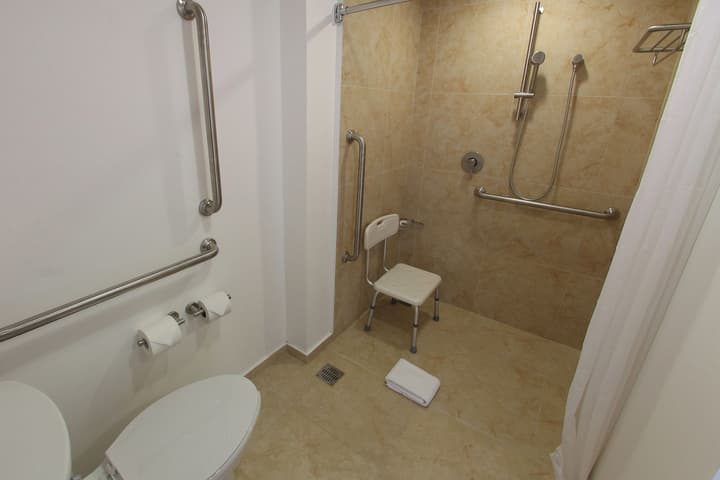 One La Paz Hotel