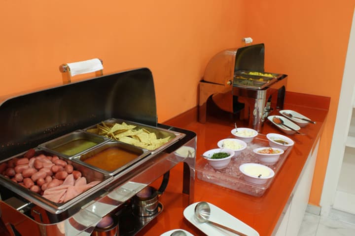 One La Paz Hotel