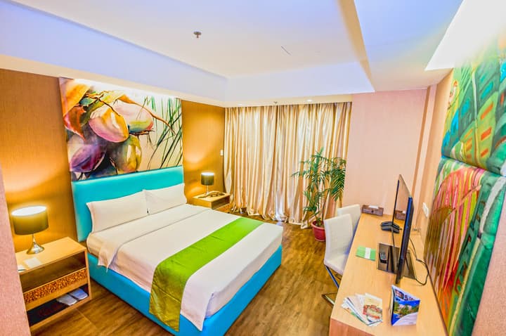 Aziza Paradise Hotel
