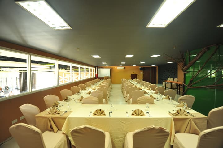 Aziza Paradise Hotel