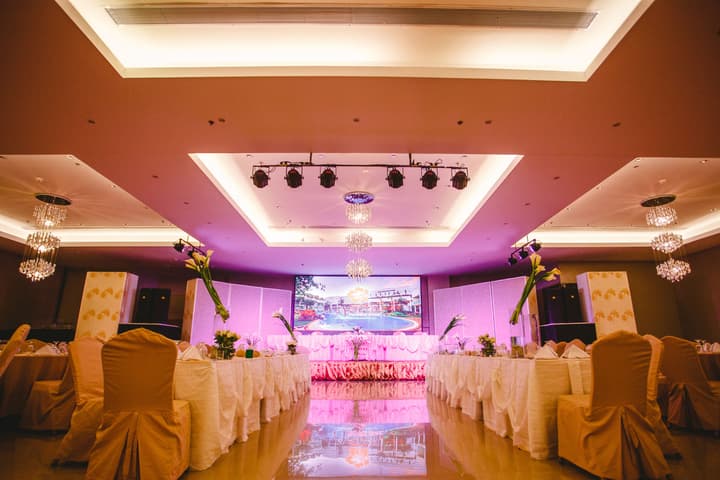 Aziza Paradise Hotel