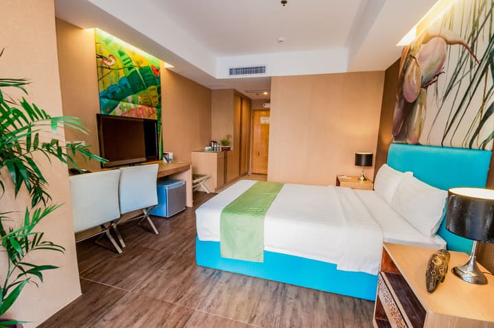 Aziza Paradise Hotel
