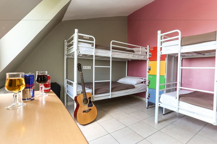 Le Montclair Montmartre by River - Hostel