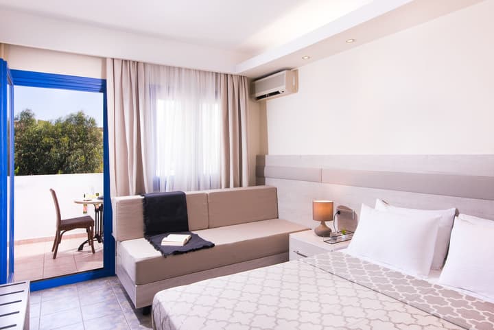 Alexandros Palace