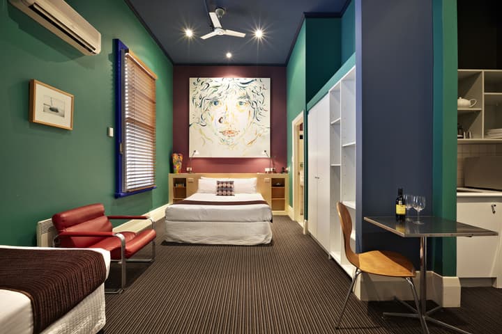 Tolarno Hotel