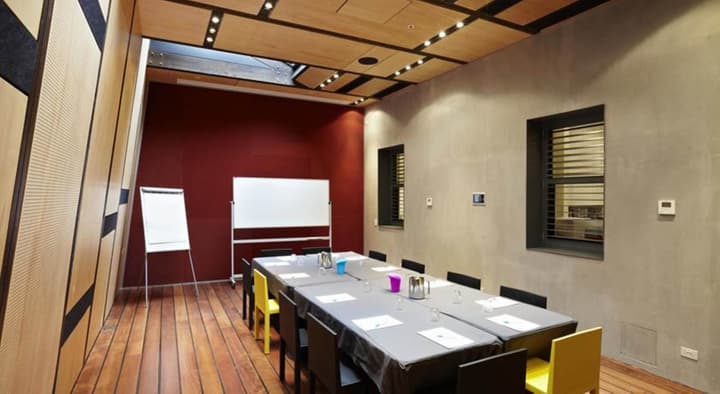 Tolarno Hotel