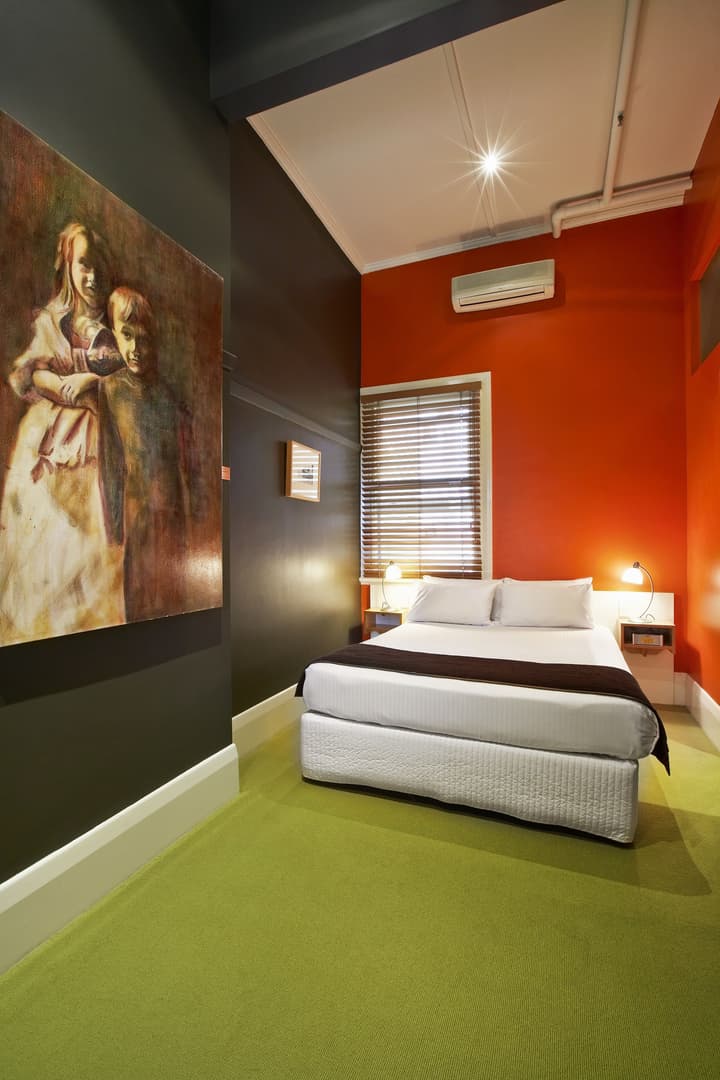 Tolarno Hotel