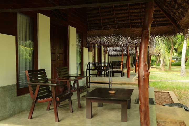 Lagoon Paradise Beach Resort