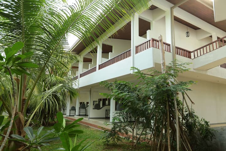 Lagoon Paradise Beach Resort