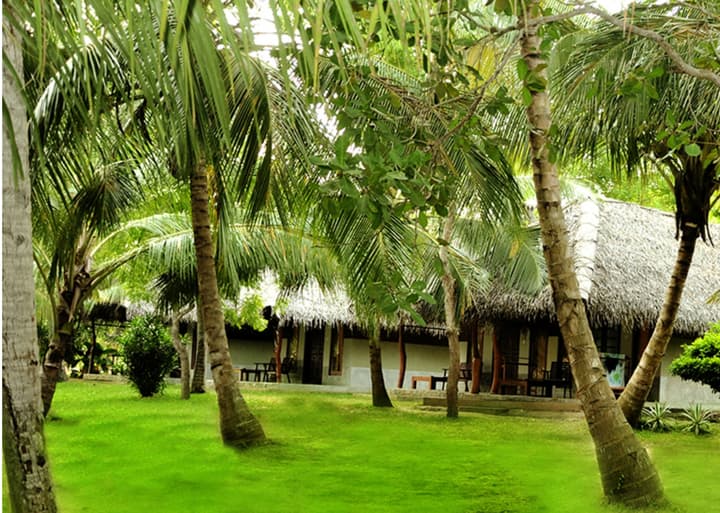 Lagoon Paradise Beach Resort