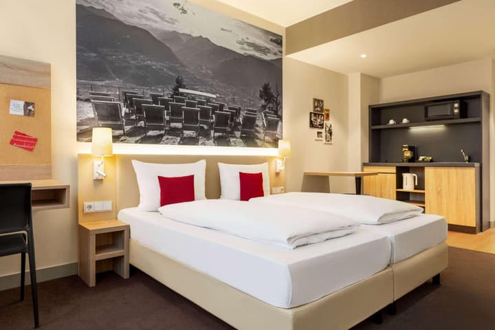 City Hotel MAX - Munich West