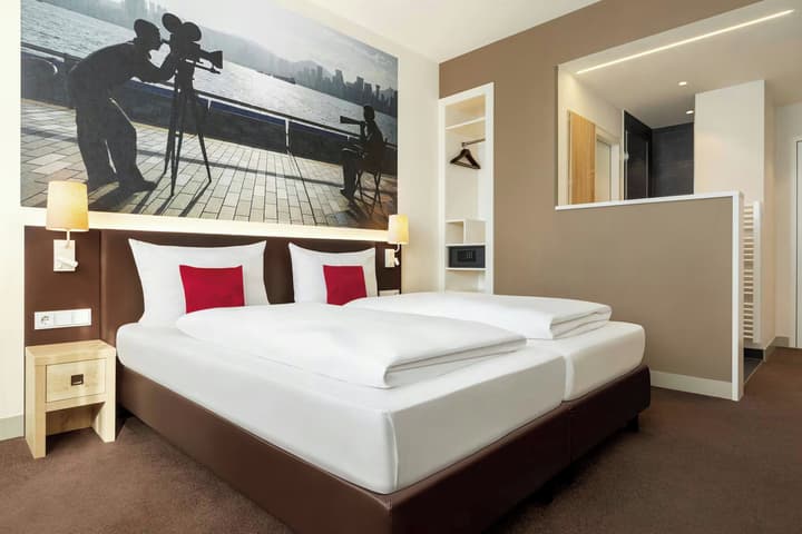 City Hotel MAX - Munich West