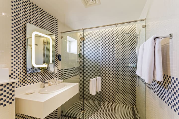 Park Inn by Radisson Hotel & Residence Duqm