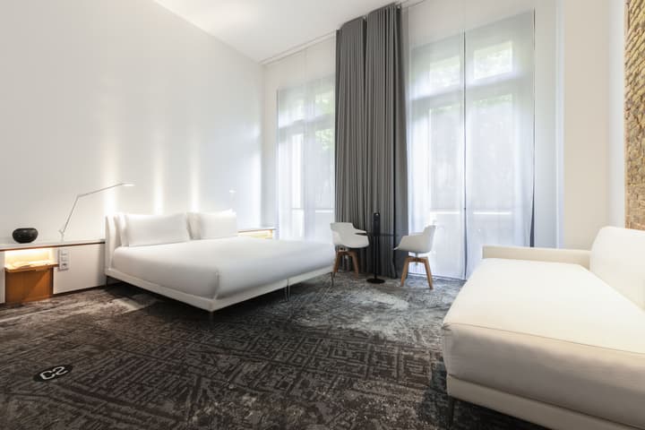 C2 hôtel