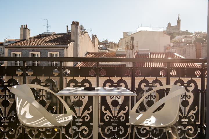 C2 hôtel