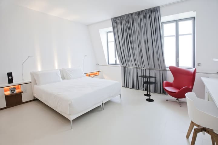 C2 hôtel