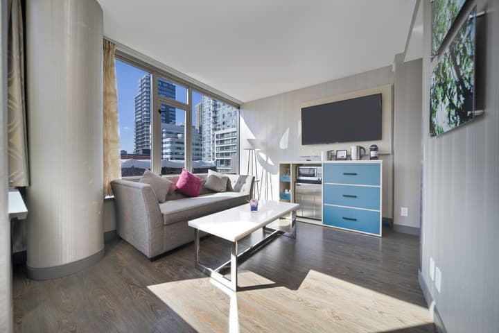 Hotel Blu Vancouver