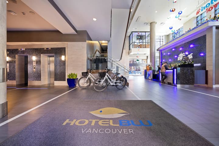 Hotel Blu Vancouver