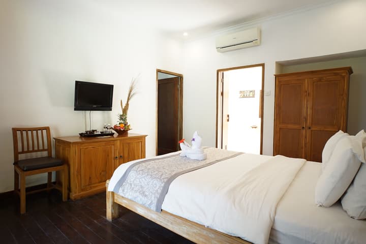 Royal Regantris Villa Karang