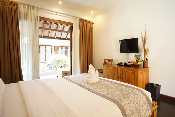 Royal Regantris Villa Karang