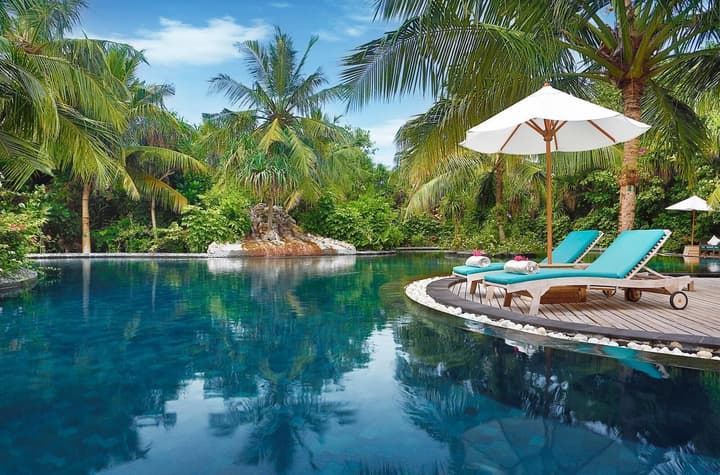 JA Manafaru, The Real Maldives