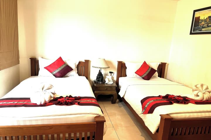 Aiyaree Place Hotel